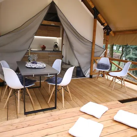 Marina & Glamping Nova Zivohost *