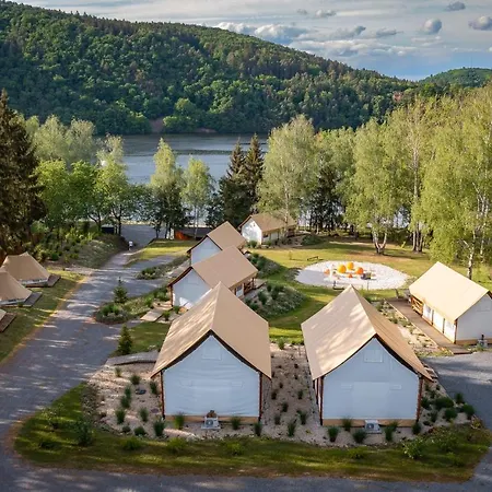 Marina & Glamping Nova Zivohost אוהל מפואר *