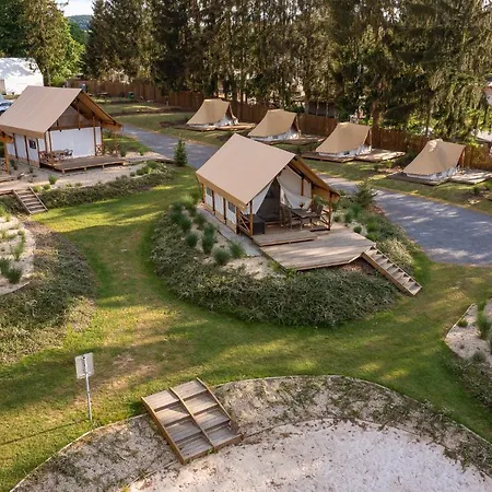 Marina & Glamping Nova Zivohost Křečovice