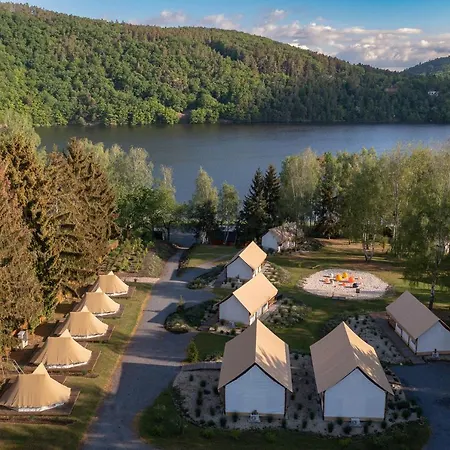 Marina & Glamping Nova Zivohost אוהל מפואר